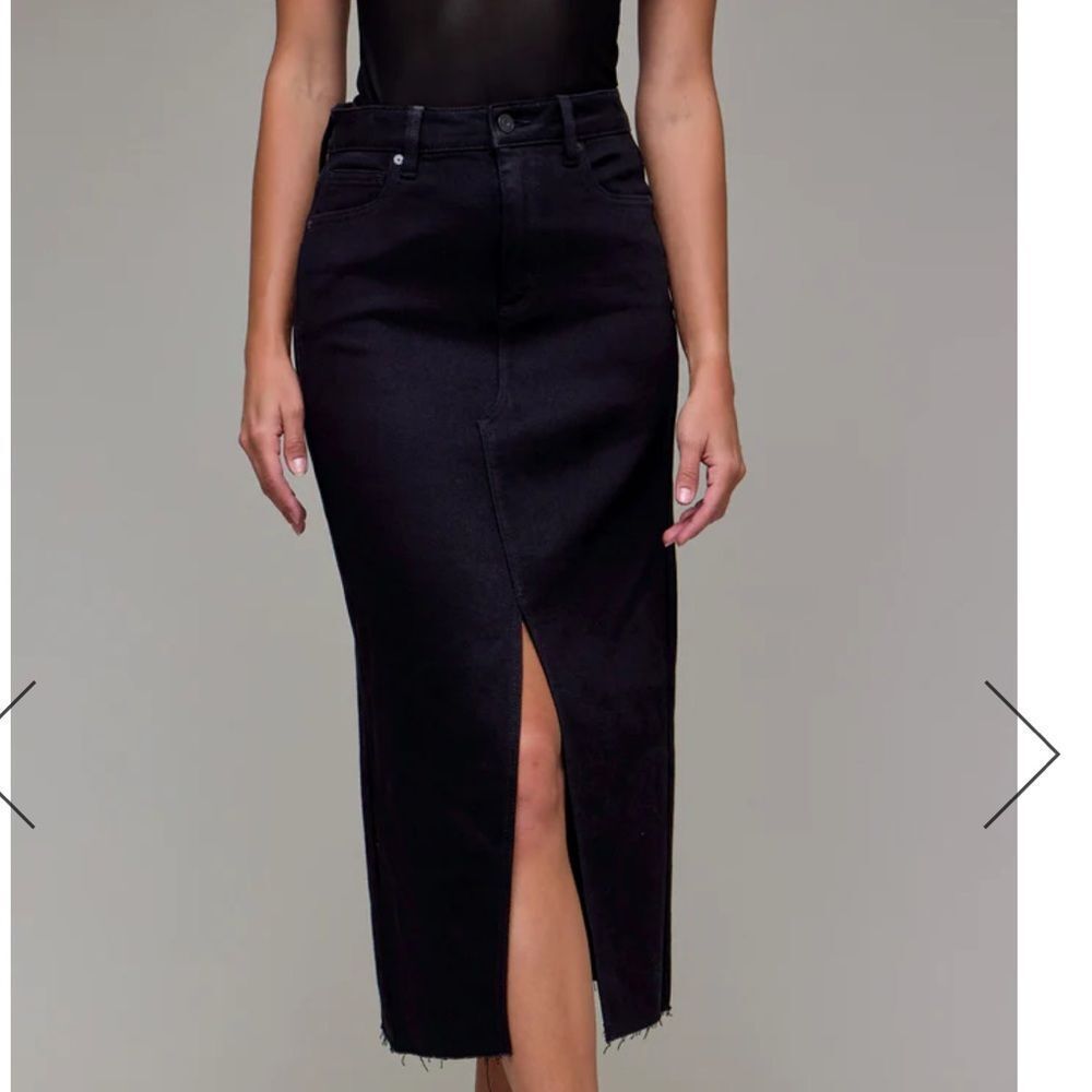 HIDDEN | Peyton Denim Midi Skirt with front slit